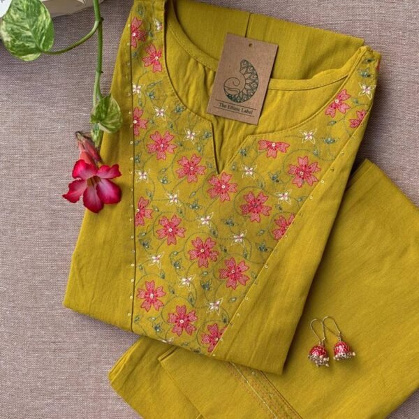 "Rakul" Hand Embroidered Cotton Kurta Set(2pc)