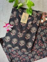 "Zubeida" Ajrakh Hand block printed kurta set (2pc) - Image 2